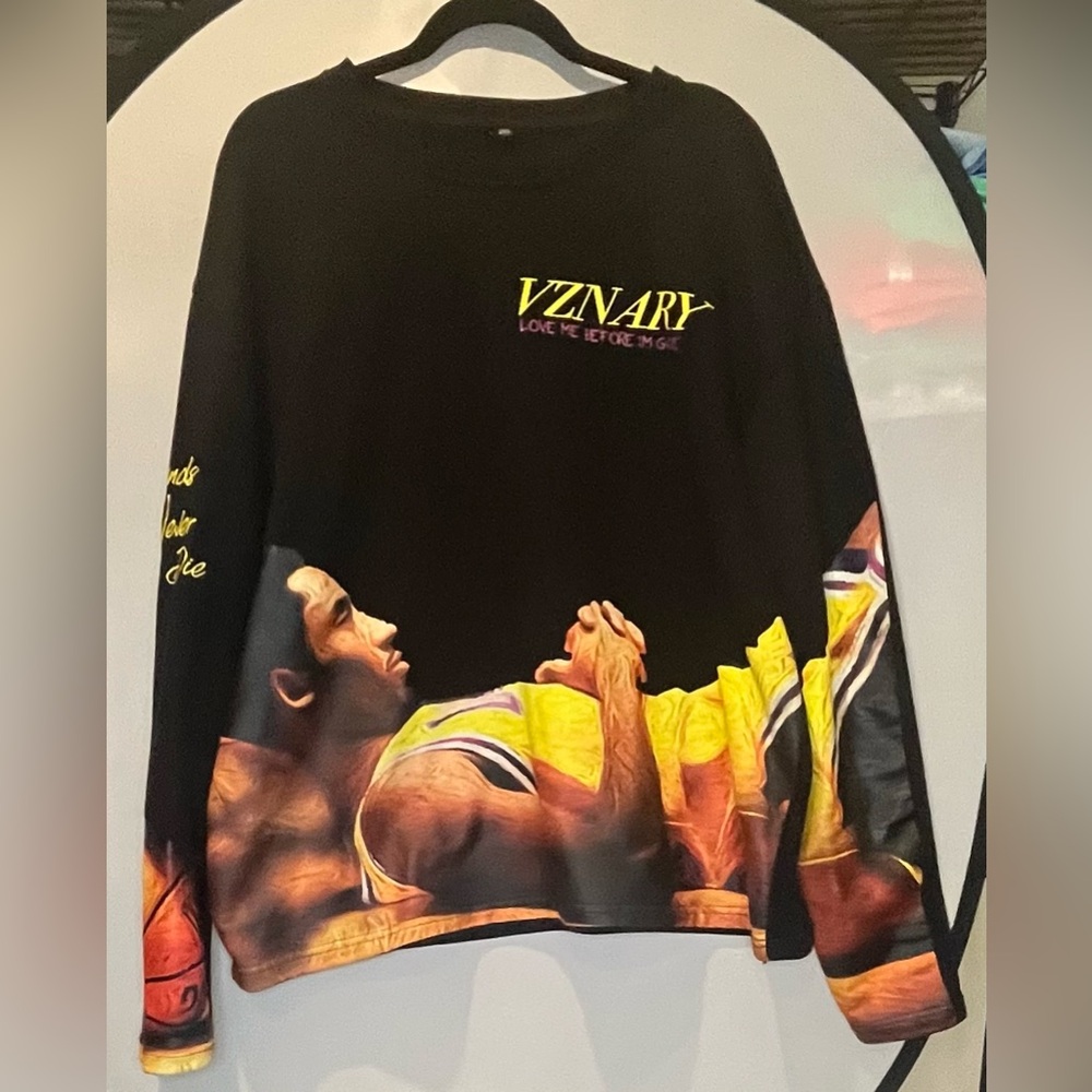 Black and Yellow Graphic Sweatshirt